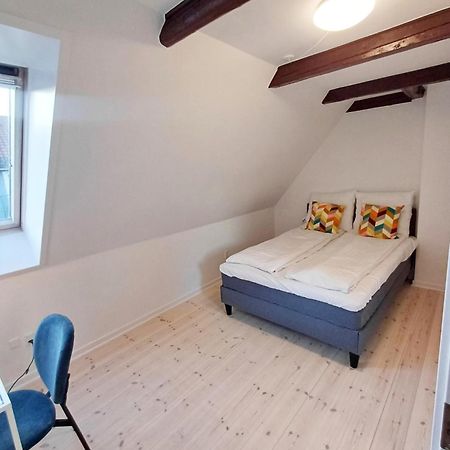 Large Double Room In The Center Of City Randers Bagian luar foto