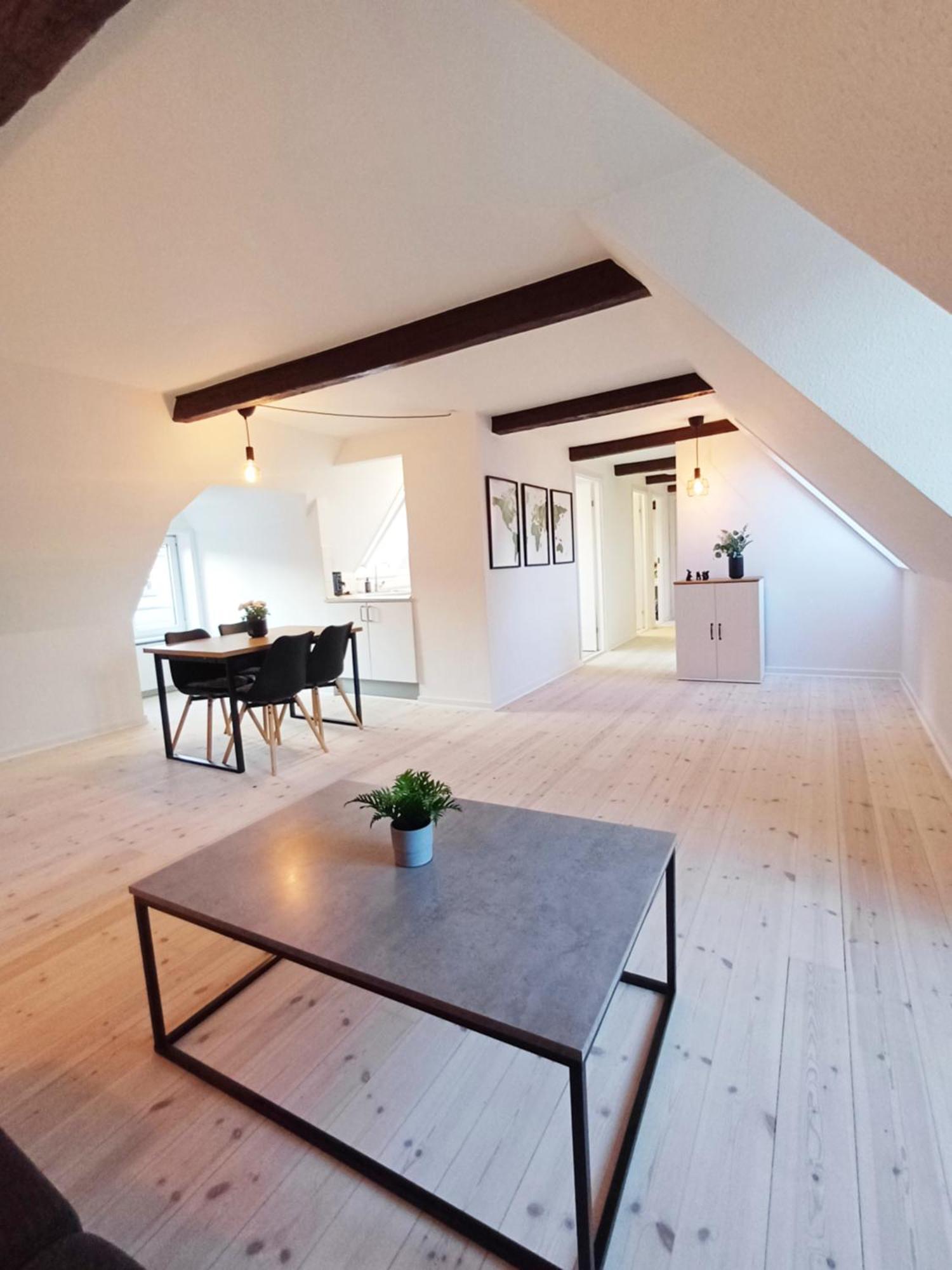 Large Double Room In The Center Of City Randers Bagian luar foto